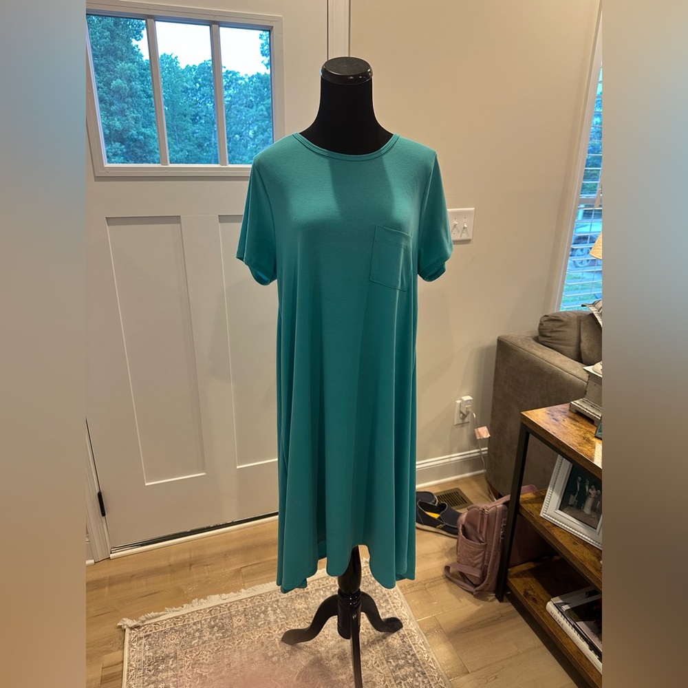 LulaRoe Teal Pocket T-Shirt Dress- L